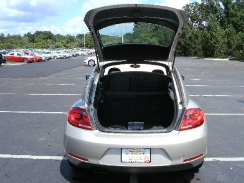 2013 Volkswagen Beetle Coupe 2.5 PZEV Moonrock Silver Metallic, DANVERS, MA