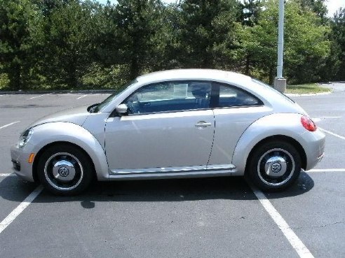 2013 Volkswagen Beetle Coupe 2.5 PZEV Moonrock Silver Metallic, DANVERS, MA