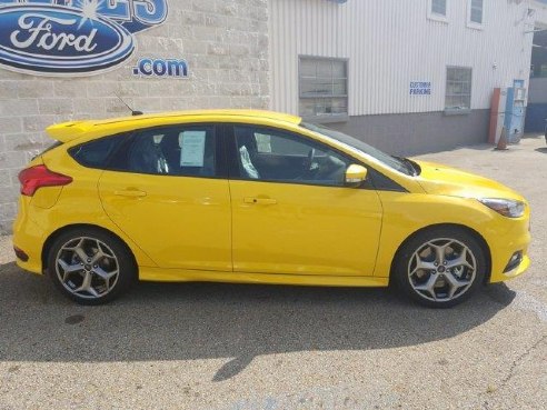 2017 Ford Focus ST Triple Yellow Metallic Tri-Coat, Connellsville, PA