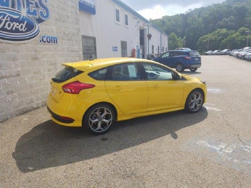 2017 Ford Focus ST Triple Yellow Metallic Tri-Coat, Connellsville, PA