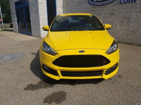 2017 Ford Focus ST Triple Yellow Metallic Tri-Coat, Connellsville, PA