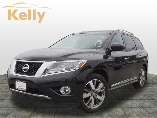 2015 Nissan Pathfinder 4WD 4dr Platinum Magnetic Black, Beverly, MA