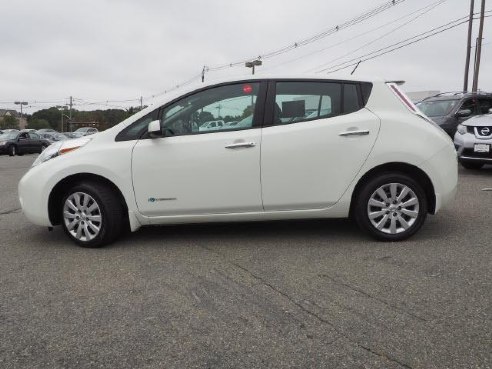 2015 Nissan LEAF 4dr HB S Glacier White, Beverly, MA