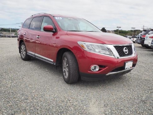 2015 Nissan Pathfinder 4WD 4dr SL Cayenne Red, Beverly, MA