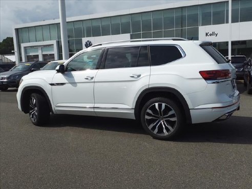 2022 Volkswagen Atlas 4MOTION Pure White, DANVERS, MA