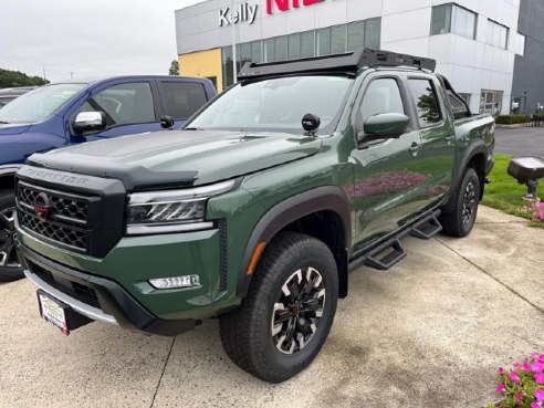 2023 Nissan Frontier Crew Cab 4x4 Auto Tactical Green Metallic, Woburn, MA