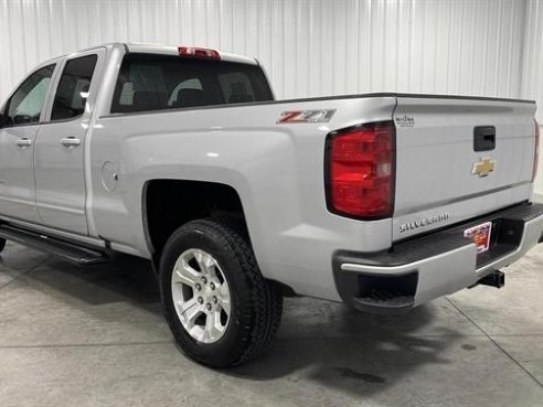 2016 Chevrolet Silverado 1500 LT Pickup 4D 6 1-2 ft Silver, Sioux Falls, SD