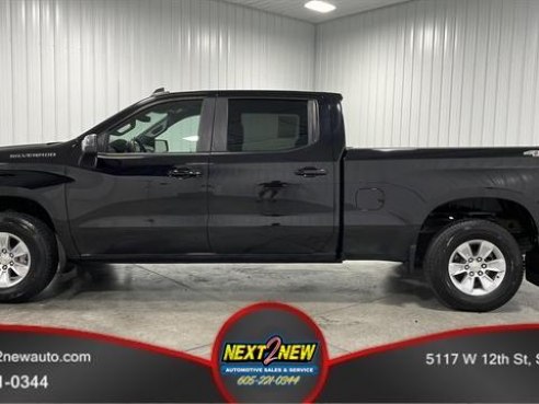 2021 Chevrolet Silverado 1500 LT Pickup 4D 5 3-4 ft Black, Sioux Falls, SD