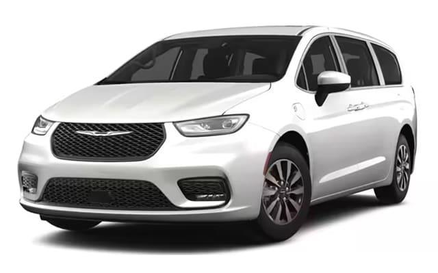 2023 Chrysler Pacifica Plug-In Hybrid TOURING L Bright White, Lynnfield, MA