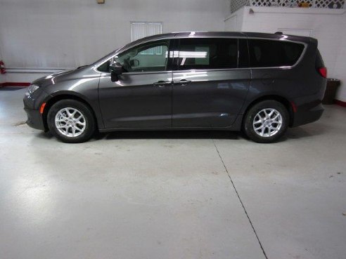 2022 Chrysler Voyager LX Granite Crystal Metallic Clearcoat, Beaverdale, PA