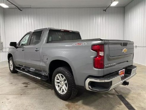 2021 Chevrolet Silverado 1500 LT Pickup 4D 5 3-4 ft Gray, Sioux Falls, SD