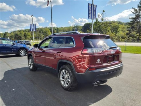 2021 Jeep Cherokee Latitude Lux Dk. Red, Windber, PA