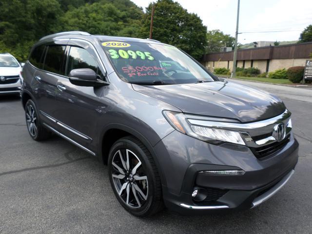 2020 Honda Pilot Touring w/Rear Captain's Chairs AWD Gray, Johnstown, PA