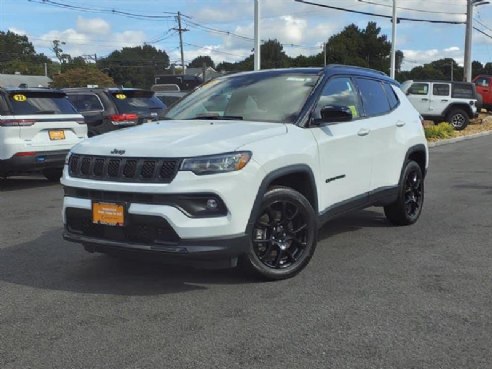 2023 Jeep Compass Altitude Bright White Clearcoat, Lynnfield, MA