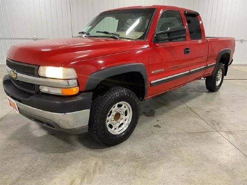 2001 Chevrolet Silverado 2500HD Short Bed Red, Sioux Falls, SD