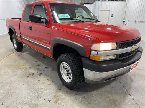 2001 Chevrolet Silverado 2500HD Short Bed Red, Sioux Falls, SD