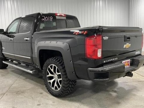 2018 Chevrolet Silverado 1500 High Country Pickup 4D 5 3-4 ft Black, Sioux Falls, SD